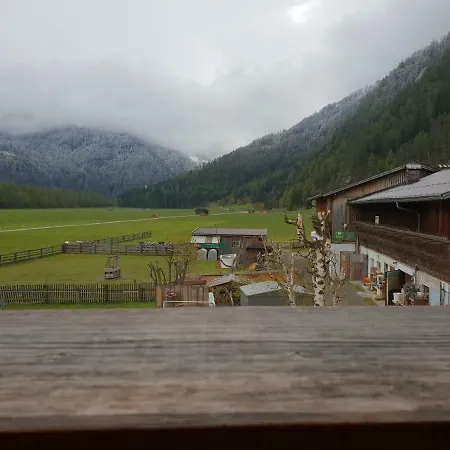 Haus Alpengluhen Krumpens Alloggio per agriturismo
