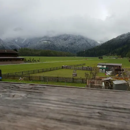 Haus Alpengluhen Krumpens
